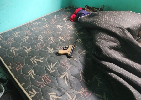 Polícia Civil cumpre mandado de busca e apreensão e apreende arma de fogo e munição em Coxim