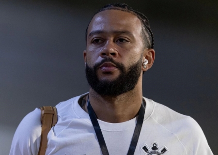 Memphis Depay é convocado pela Holanda às vésperas da final do Paulistão