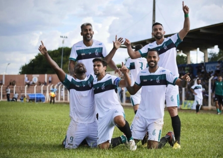 FC Pantanal goleia Operário e se junta ao Ivinhema na semifinal