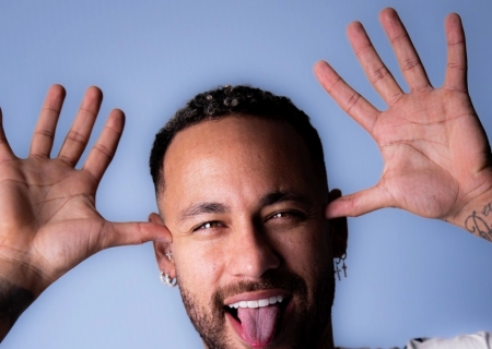 Neymar foi convocado para a seleção brasileira sem Dorival saber de desconforto na coxa