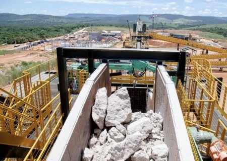 Busca por minerais da transição energética acelera crise climática