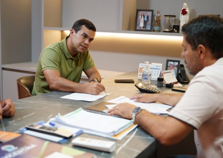 Beto Pereira garante R$ 1 milhão ao município e une esforços pela pavimentação da rodovia Vicentina a Juti