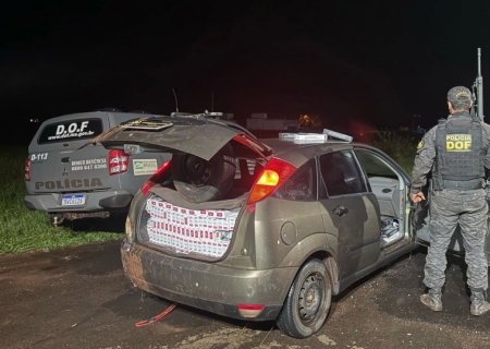 Carro carregado com cigarros e pneus ilegais é apreendido pelo DOF em Ponta Porã
