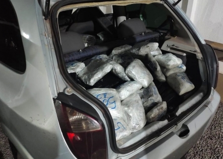 Traficante abandona carro carregado com drogas ao fugir da PRF em Bataguassu