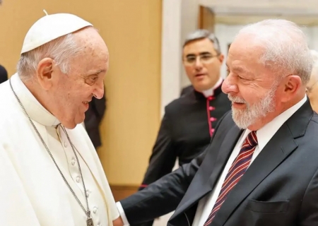 Lula decreta luto oficial de sete dias pela morte do papa Francisco