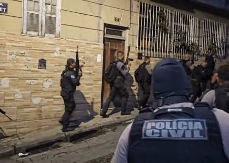 Polícia faz maior operação contra finanças do Comando Vermelho e pede bloqueio de R$ 6 bilhões