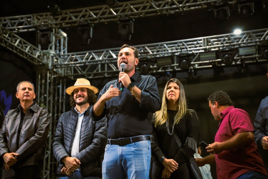Luan Pereira leva multidão ao delírio em show histórico pelos 66 anos deNova Andradina