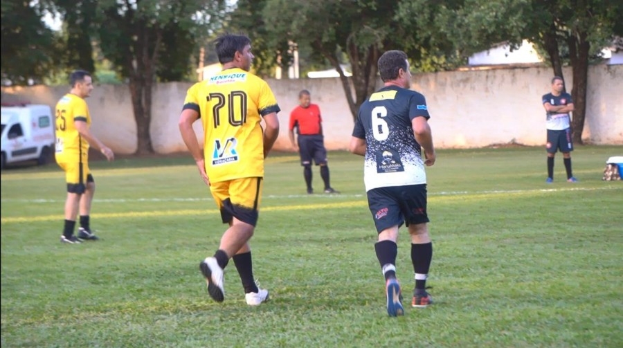 Campeonato Society para Veteranos tem estreia marcada por equilíbrio e grandes confrontos em Batayporã