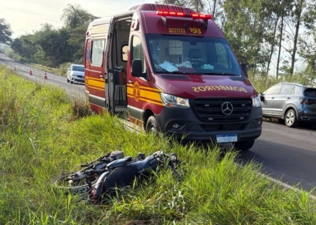 Motociclista morre em colisão com carro na BR-376 região de Ivinhema