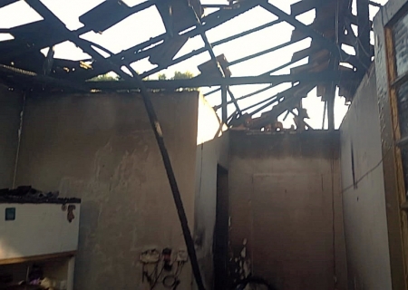Incêndio em residência mobiliza Corpo de Bombeiros em Nova Andradina