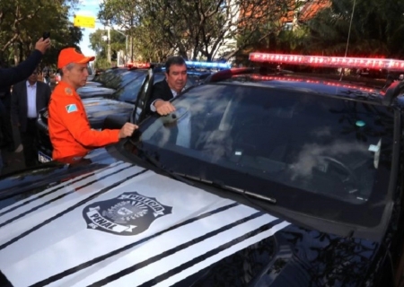 Governo de MS entrega viaturas e equipamentos para a Polícia Penal e para combater aos incêndios no Pantanal
