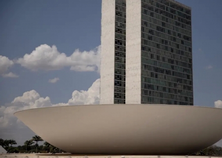 Câmara aprova projeto que destina multas de trânsito ao custeio da CNH