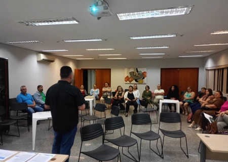 Nova Andradina fortalece compromisso com a alfabetização de jovens e adultos