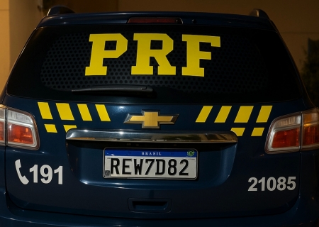 Passageiros de ônibus são flagrados com drogas durante fiscalização da PRF em Dourados