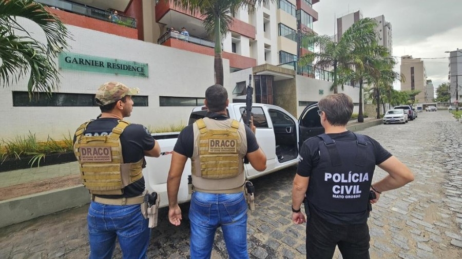 Polícia Civil prende cerca de 100 pessoas envolvidas em crimes em MT; líderes de facção, golpistas e foragidos estão entre os alvos