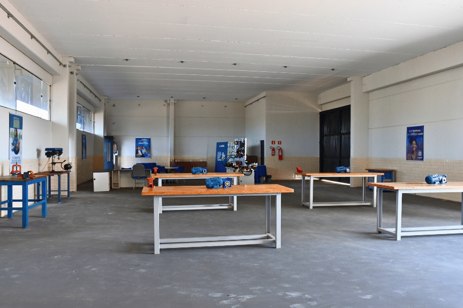 Escola técnica construída com destinações trabalhistas é inaugurada em Bataguassu