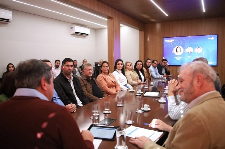 Jateí investe em infraestrutura com moradias, polo industrial e refeitórios em escolas
