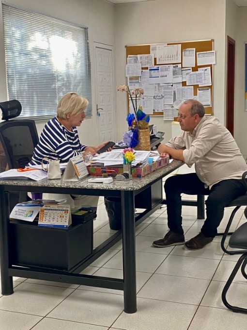Prefeito Clóvis do Banco busca recursos para novas moradias em Taquarussu