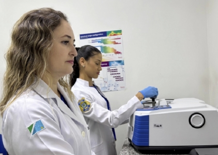 Pelo quarto ano seguido, Polícia Científica de MS acerta 100% em avaliação nacional sobre drogas