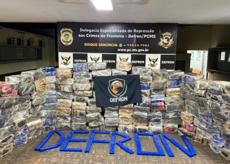 Defron apreende mais de 3 toneladas de maconha em caminhão abandonado em Ponta Porã