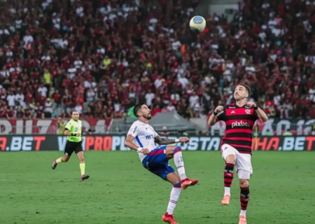 Fla enfrenta Fortaleza mirando ponta da classificação do Brasileiro