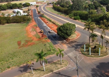 Deildo sugere reorganização do trânsito na Avenida Masaiko Azuma