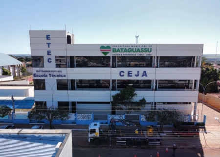 Escola técnica construída com destinações trabalhistas é inaugurada em Bataguassu