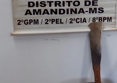 Homem é preso por ameaça, porte de arma branca e dano em Amandina