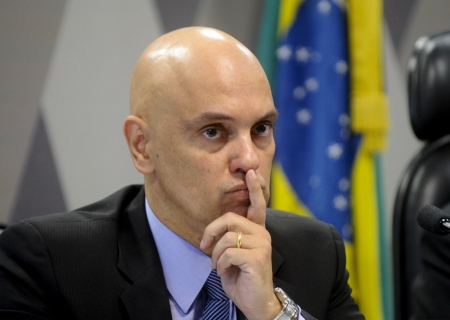 Moraes é intimado por Justiça dos Estados Unidos, e AGU vai atuar no processo