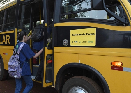 Ministério Público investiga condições do transporte escolar em Brasilândia