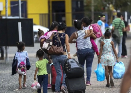 Brasil: venezuelanas têm dificuldade de integração socioeconômica
