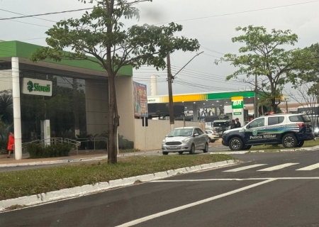 Homem é preso por embriaguez ao volante em frente à Prefeitura de Nova Andradina