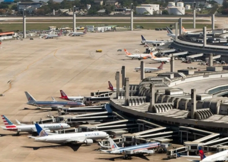 Movimento nos aeroportos brasileiros cresce 10% em 2025