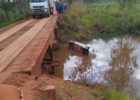 Veículo cai de ponte e duas pessoas morrem na MS-141 em Nova Andradina