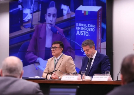 Comissão da Câmara aprova isenção do IR para quem ganha até R$ 5 mil