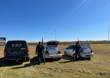 Dois carros carregados com cigarros contrabandeados são apreendidos em Maracaju