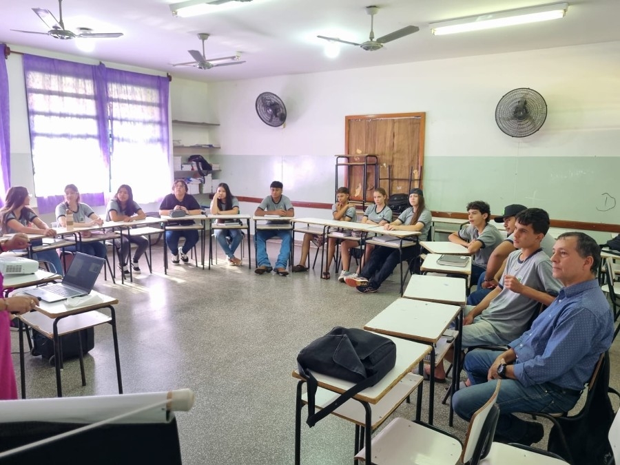 Escola Luís Cláudio Josué promove palestras sobre violência doméstica e conscientiza estudantes