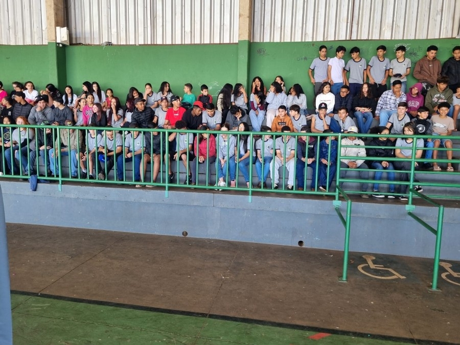 Escola Luís Cláudio Josué promove palestras sobre violência doméstica e conscientiza estudantes