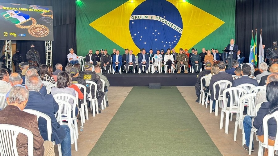 DOF entrega medalha Águia da Fronteira a 32 personalidades