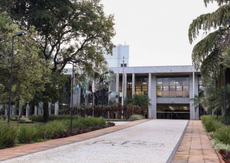 TJMS abre concurso para juiz substituto com salário inicial de R$ 32 mil