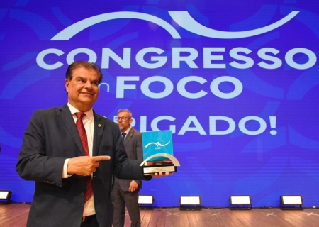 Senador Nelsinho Trad é reconhecido no Prêmio Congresso em Foco 2025 na categoria Diplomacia Cidadã
