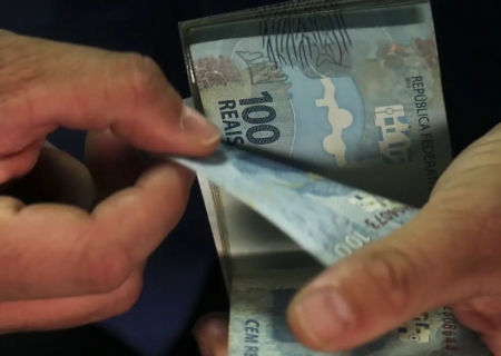 Governo começa a transferir empréstimos antigos para app do consignado
