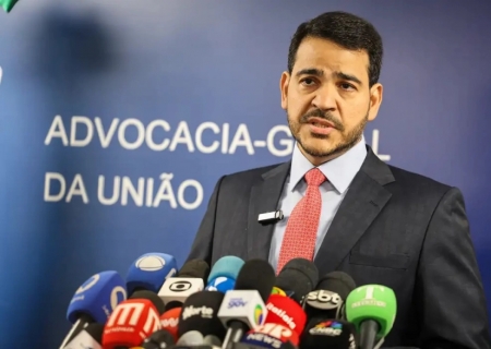 AGU dá 72h para Meta excluir chatbots que promovem erotização infantil