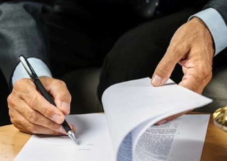 Ministério Público firma TAC para regularizar uso e manuseio de agrotóxicos por empresa em Brasilândia