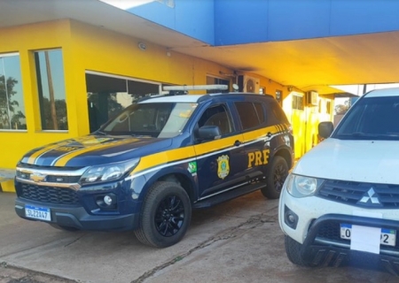 Caminhonete furtada em Brasília é recuperada pela PRF em Água Clara