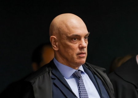 “Não há chance de recuar um milímetro”, diz Moraes ao Washington Post