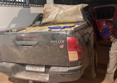 Após acidente, traficante abandona caminhonete com 1,8 tonelada de maconha em MS