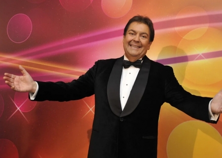 Faustão recebe alta após mais de três meses internado em SP