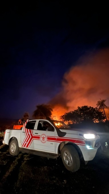 Incêndio atinge 12 hectares em fazenda de Batayporã e mobiliza Corpo de Bombeiros Militar