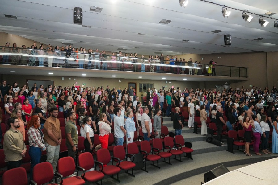 Encontro Regional reúne mais de 800 profissionais da educação para debater estratégias pedagógicas